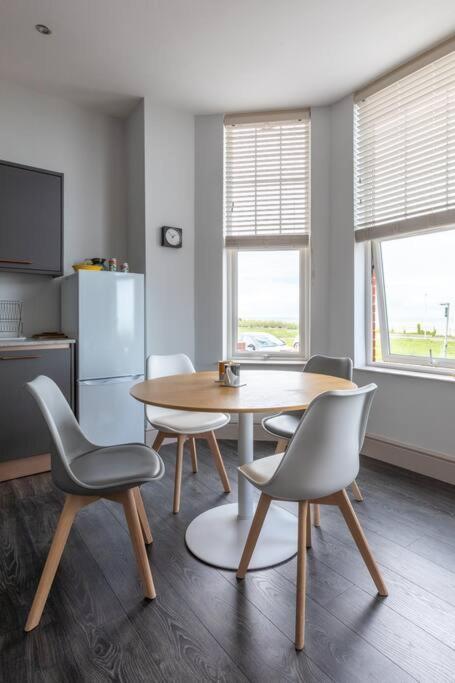 Waves@Walpole - 2 Bed Flat With Amazing Sea Views Daire Margate Dış mekan fotoğraf